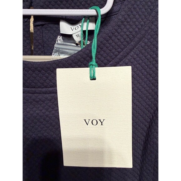 VOY Blouse Womens Size M Navy Textured Knit Ruffle Trim Sleeveless Top - Picture 4 of 5